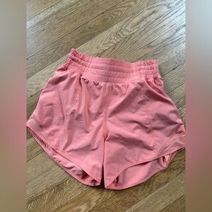 Lululemon Hotty Hot High-Rise Shorts Size 2 Sunny Coral Orange